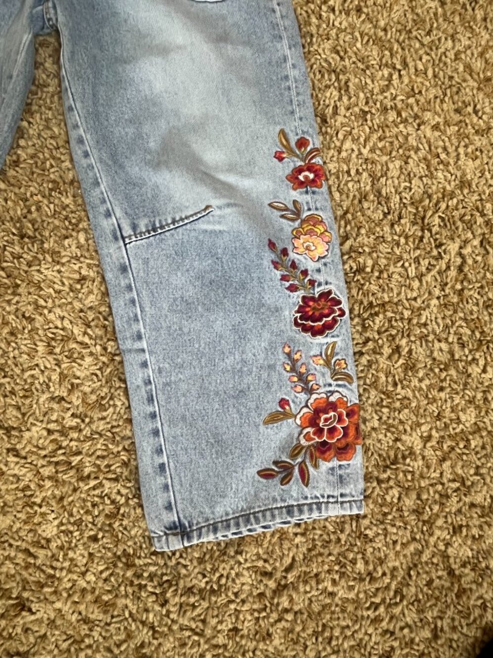 Driftwood Barbara Barrel Women's New Jeans with Floral Embroidery, Size 10 - Picture 3 of 15